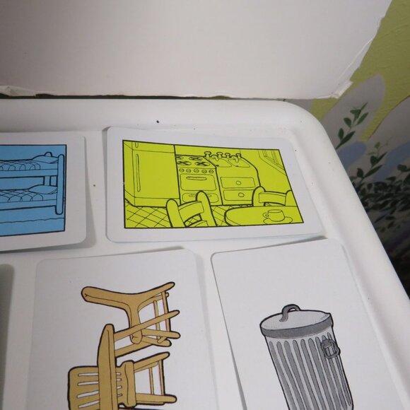 4 Picture Card Games 1972 Milton Bradley #7579 LIKE NEW CARDS, ALL PIECES - Picture 6 of 16